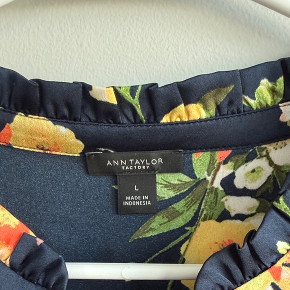 Ann Taylor Navy Floral Blouse - Picture 2 of 4